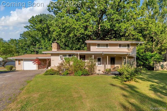 28457 Relda Drive, Trenton, MI 48183