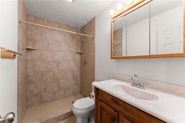 422 Greenwood Park Way, Dawsonville, GA 30534