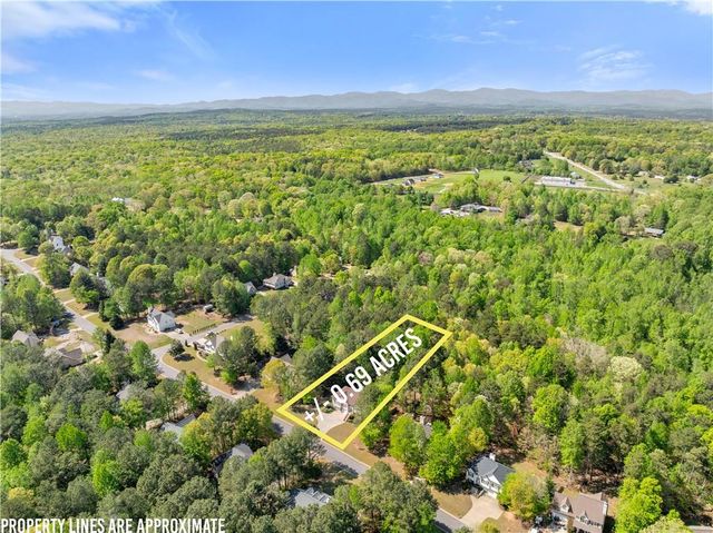 422 Greenwood Park Way, Dawsonville, GA 30534