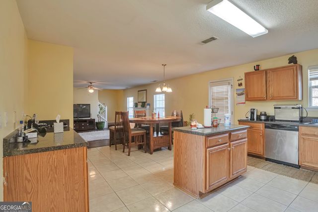 1491 Saint George Place, Conyers, GA 30012