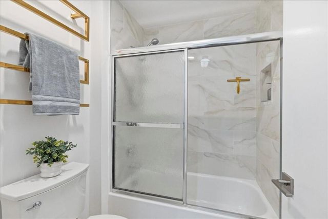 21386 Juego Circle 10c, Boca Raton, FL 33433