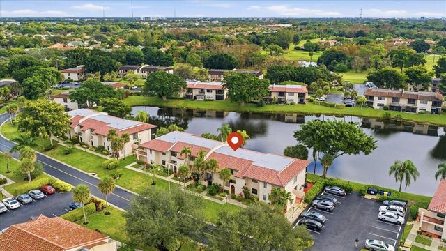 21386 Juego Circle 10c, Boca Raton, FL 33433