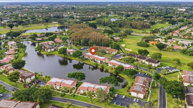 21386 Juego Circle 10c, Boca Raton, FL 33433