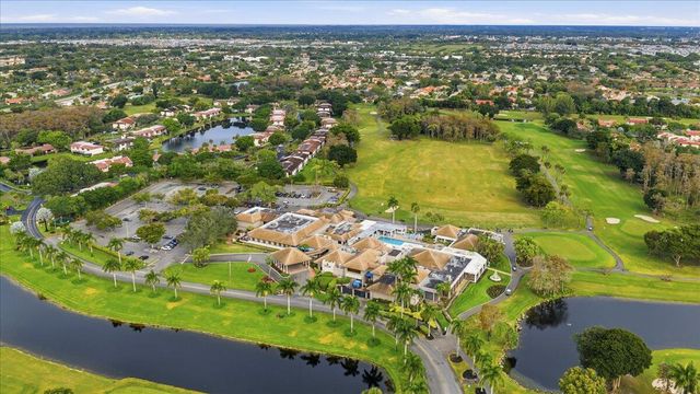 21386 Juego Circle 10c, Boca Raton, FL 33433