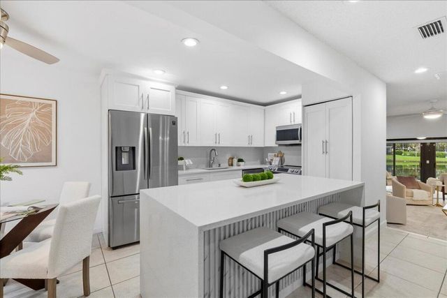 21386 Juego Circle 10c, Boca Raton, FL 33433