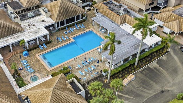 21386 Juego Circle 10c, Boca Raton, FL 33433