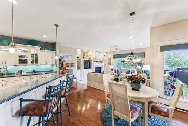 16691 Valleyview Lane, Clive, IA 50325