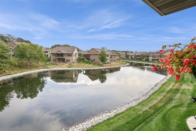 16691 Valleyview Lane, Clive, IA 50325