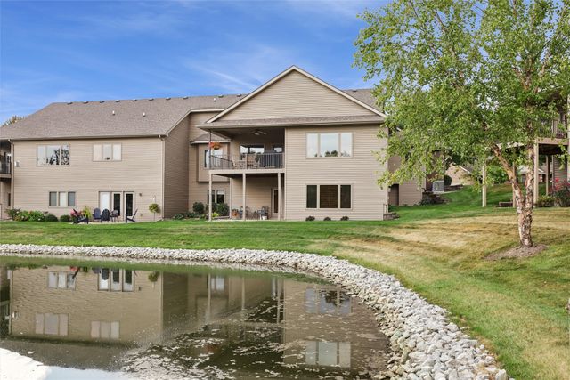 16691 Valleyview Lane, Clive, IA 50325