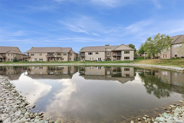 16691 Valleyview Lane, Clive, IA 50325