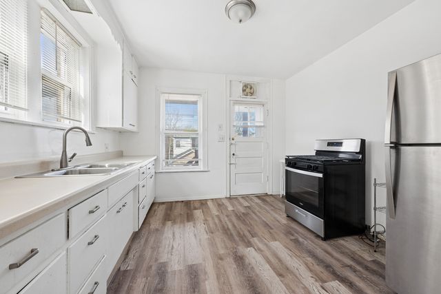 7918 Karlov Avenue, Skokie, IL 60076