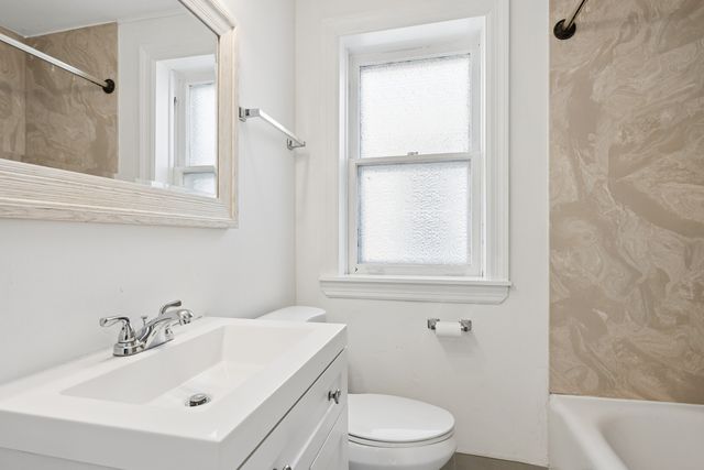 7918 Karlov Avenue, Skokie, IL 60076