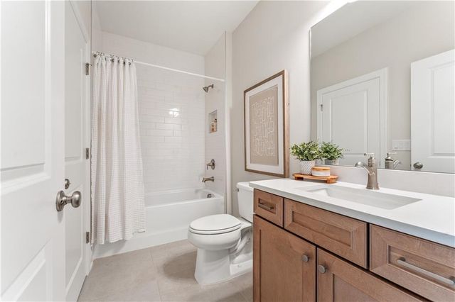 432 Edgewater Chase, Canton, GA 30115