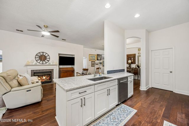 86107 REMSENBURG Drive, Fernandina Beach, FL 32034