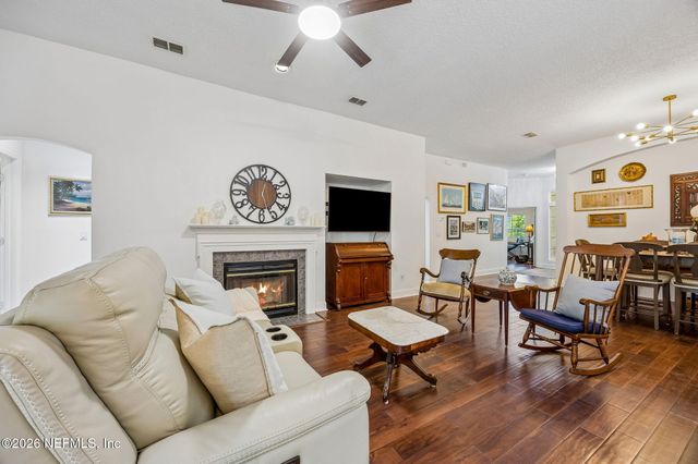86107 REMSENBURG Drive, Fernandina Beach, FL 32034
