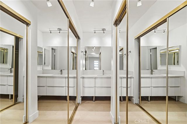 125 Allen 306, Pasadena, CA 91106