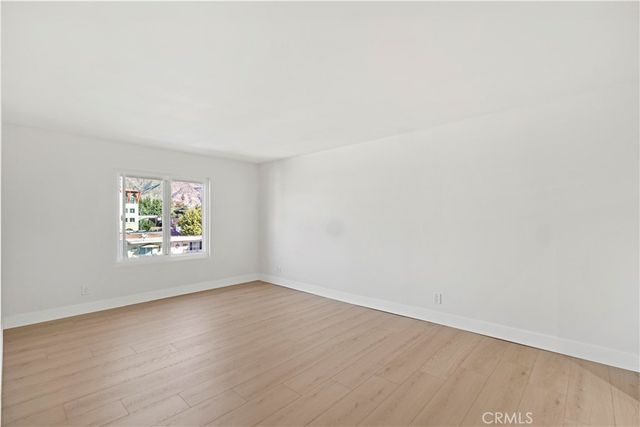 125 Allen 306, Pasadena, CA 91106