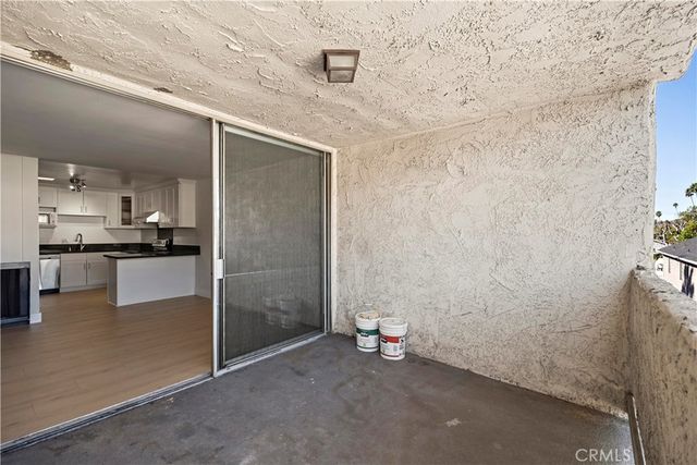 125 Allen 306, Pasadena, CA 91106