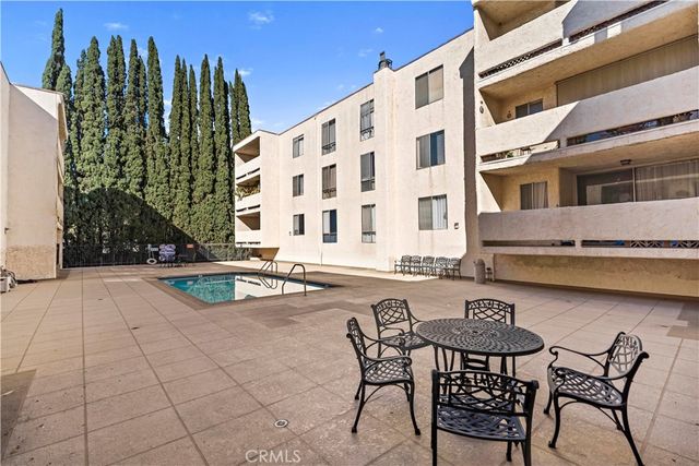 125 Allen 306, Pasadena, CA 91106