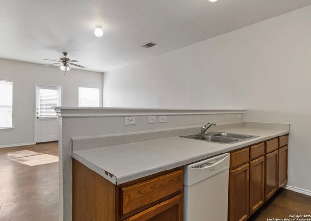 7301 Longing, San Antonio, TX 78244