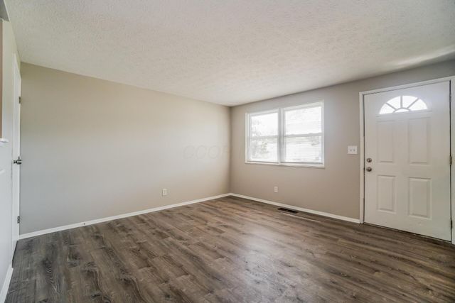1657 Ripplebrook Road, Columbus, OH 43223