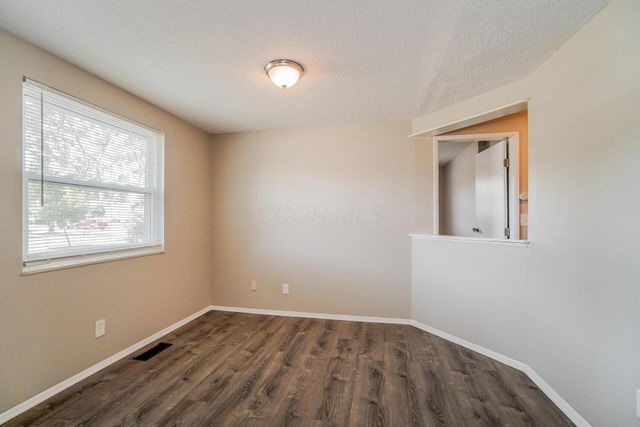 1657 Ripplebrook Road, Columbus, OH 43223