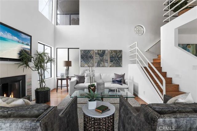 64 59th Place, Long Beach, CA 90803