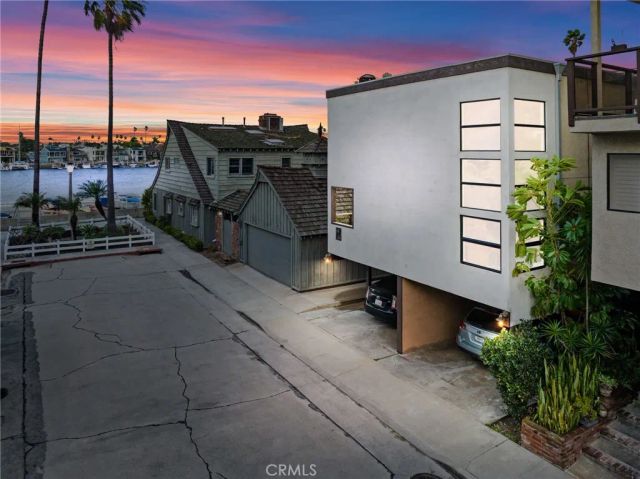 64 59th Place, Long Beach, CA 90803