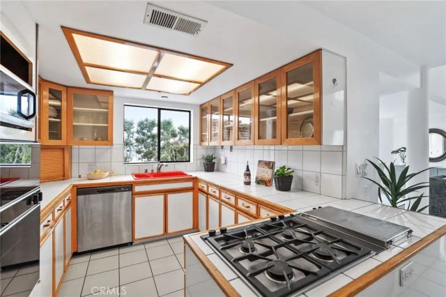 64 59th Place, Long Beach, CA 90803