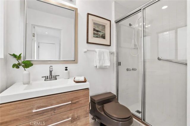 64 59th Place, Long Beach, CA 90803