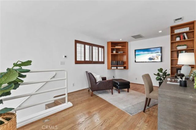 64 59th Place, Long Beach, CA 90803