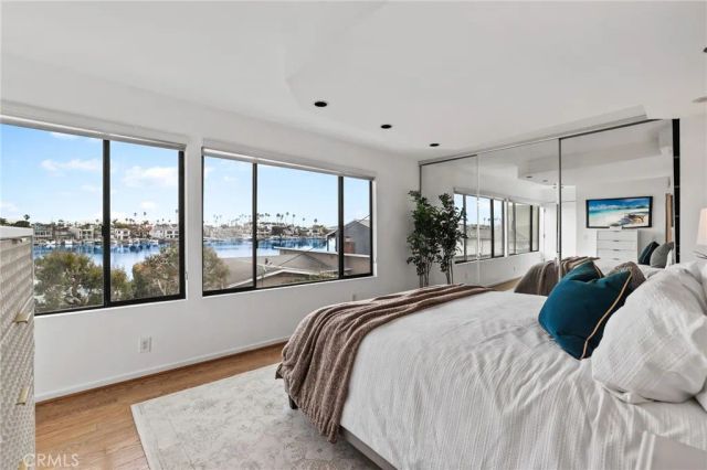 64 59th Place, Long Beach, CA 90803