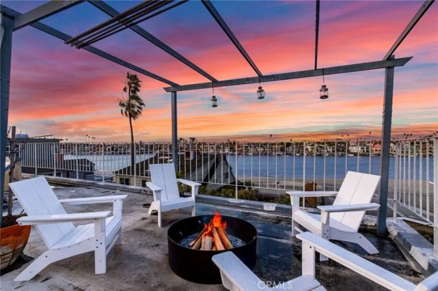 64 59th Place, Long Beach, CA 90803