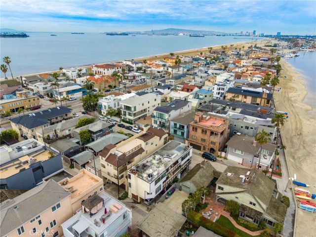 64 59th Place, Long Beach, CA 90803