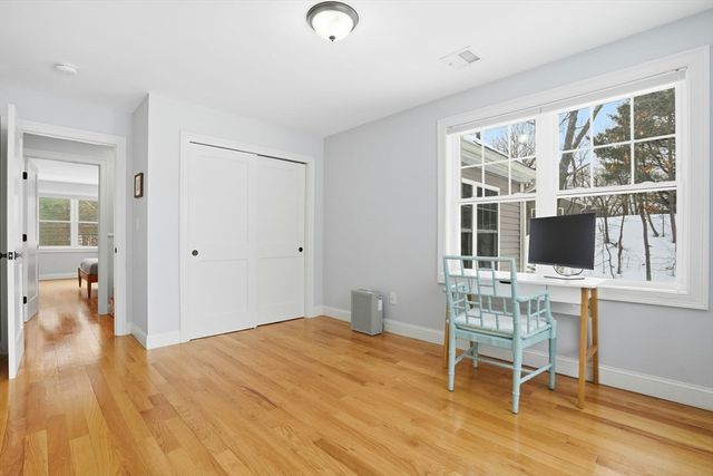 27 Pine Street 27, Dedham, MA 02026