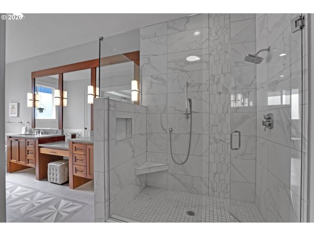 9680 Sw MORRISON St, Portland, OR 97225
