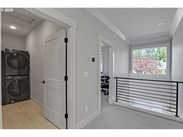 9680 Sw MORRISON St, Portland, OR 97225