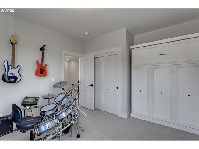 9680 Sw MORRISON St, Portland, OR 97225