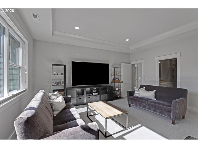9680 Sw MORRISON St, Portland, OR 97225