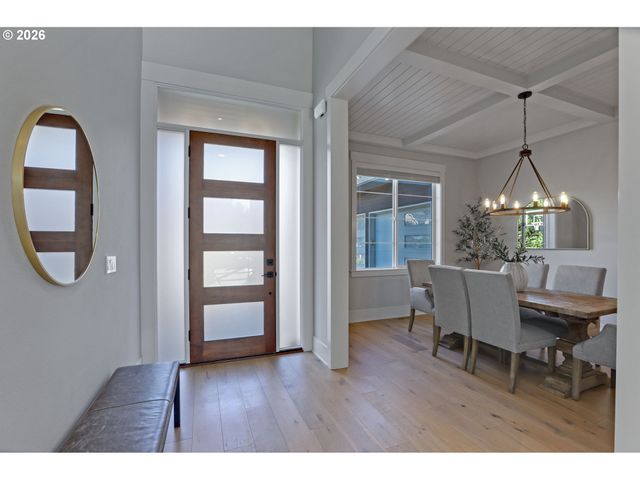 9680 Sw MORRISON St, Portland, OR 97225
