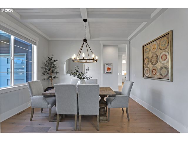 9680 Sw MORRISON St, Portland, OR 97225