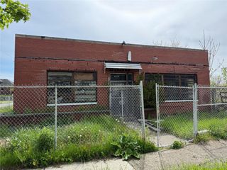 9330 Milner Street, Detroit, MI 48213