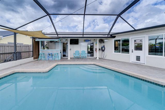 6527 BIMINI COURT, Apollo Beach, FL 33572