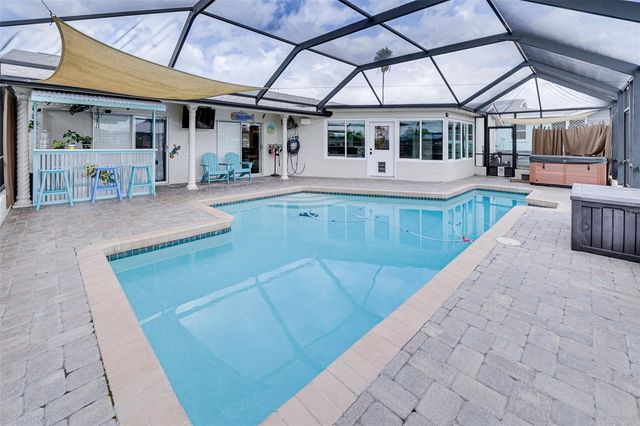 6527 BIMINI COURT, Apollo Beach, FL 33572