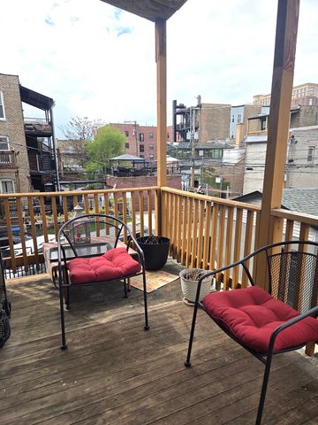 2726 W Haddon Avenue 2, Chicago, IL 60622