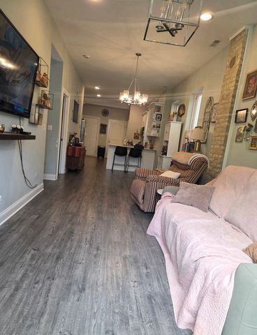 2726 W Haddon Avenue 2, Chicago, IL 60622
