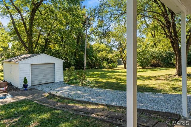 108 March Drive, Collinsville, IL 62234