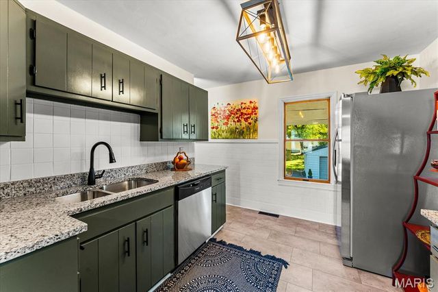 108 March Drive, Collinsville, IL 62234