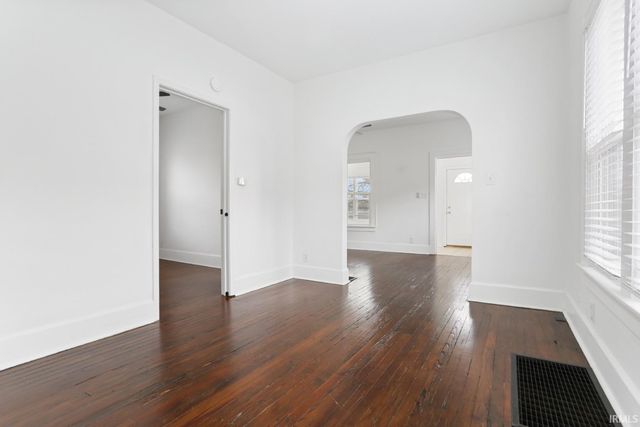 1566 E Morgan Avenue, Evansville, IN 47711