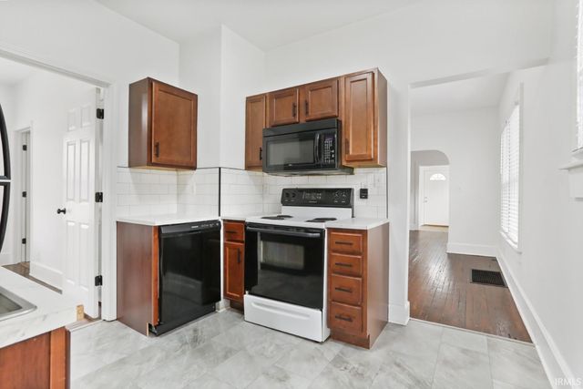 1566 E Morgan Avenue, Evansville, IN 47711